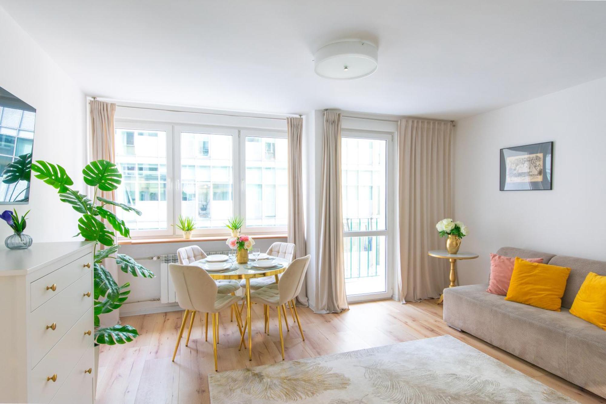 Feelharmony Jasna Apartment - Metro Swietokrzyska Варшава Екстер'єр фото